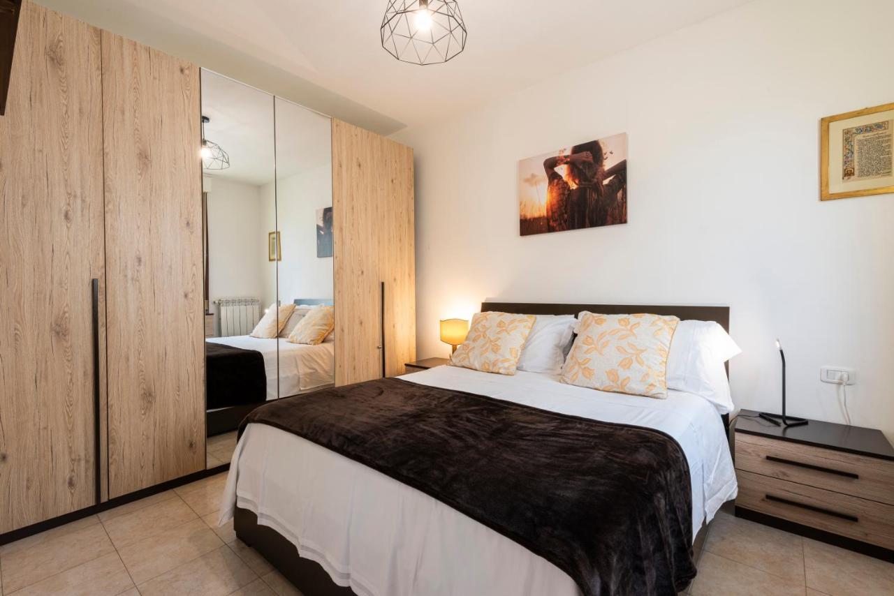 Castelnuovo Flat With Elevator And Free Parking Apartamento Florencia
